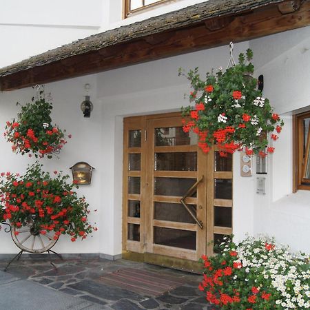 Ferienwohnungen Am Laerchenweg Sexten Exterior foto